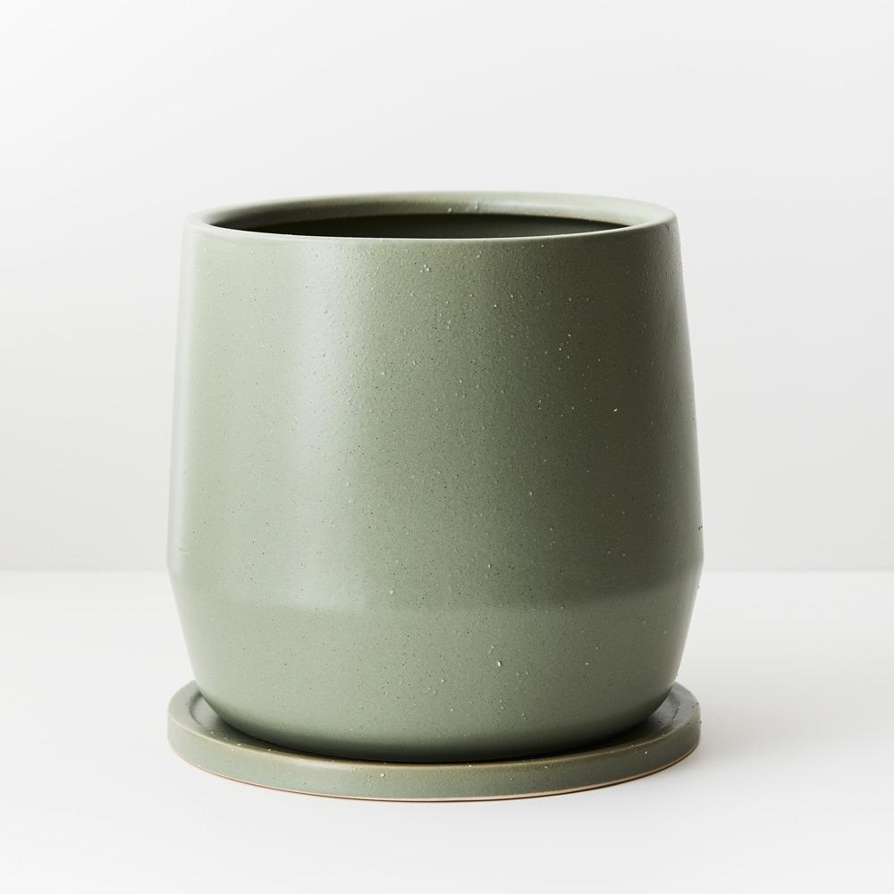 Pot Elisa with Saucer 22cmh x 22cm